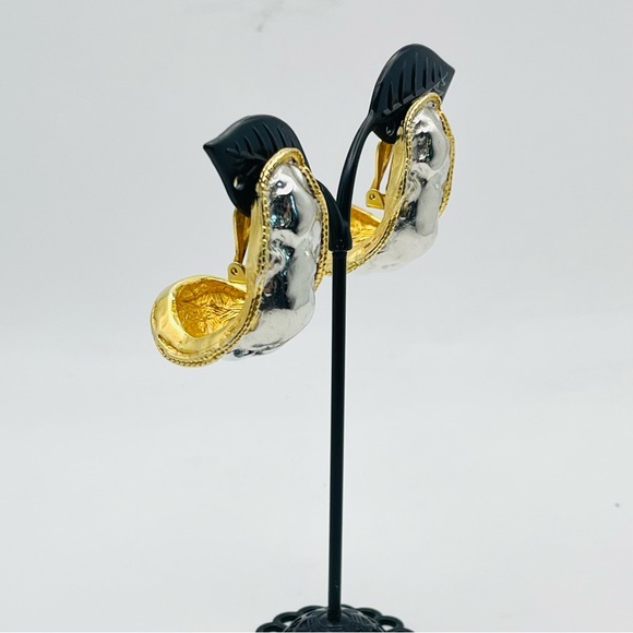 Bold Vintage Mixed Metal Molten Statement Clip Earrings Runway Avant Garde - Picture 5 of 16